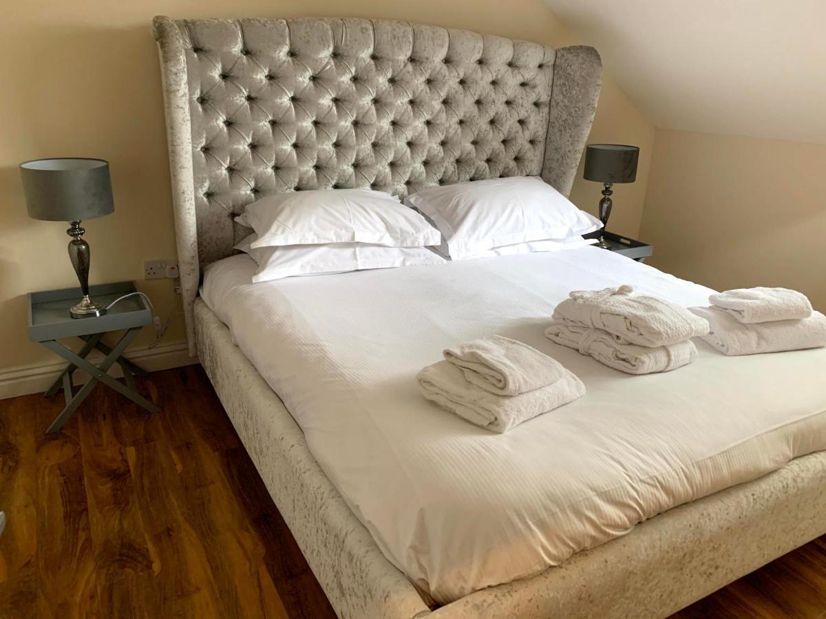 Apartment 5 - Two Bedroom Luxury Apartment Close To Town, Mainline Rail & Theatre Stylish And Comfortable Darlington  Kültér fotó